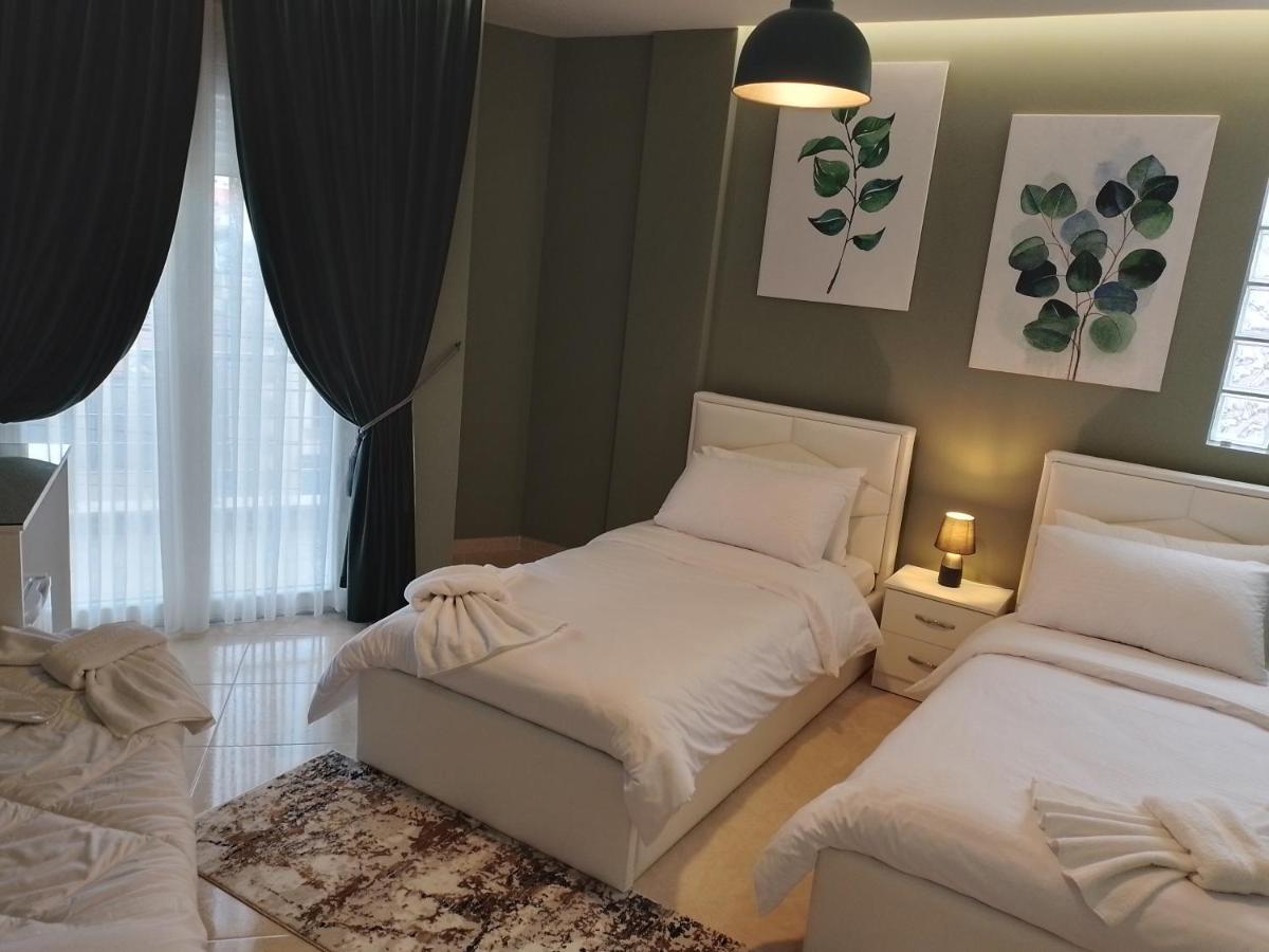 Ajilin Hotel Rooms Korce Buitenkant foto