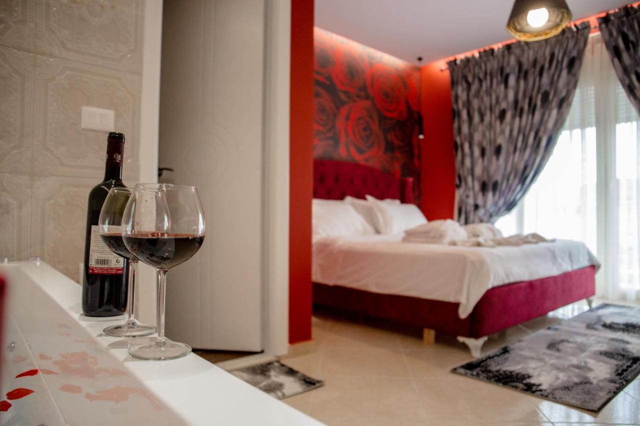 Ajilin Hotel Rooms Korce Buitenkant foto