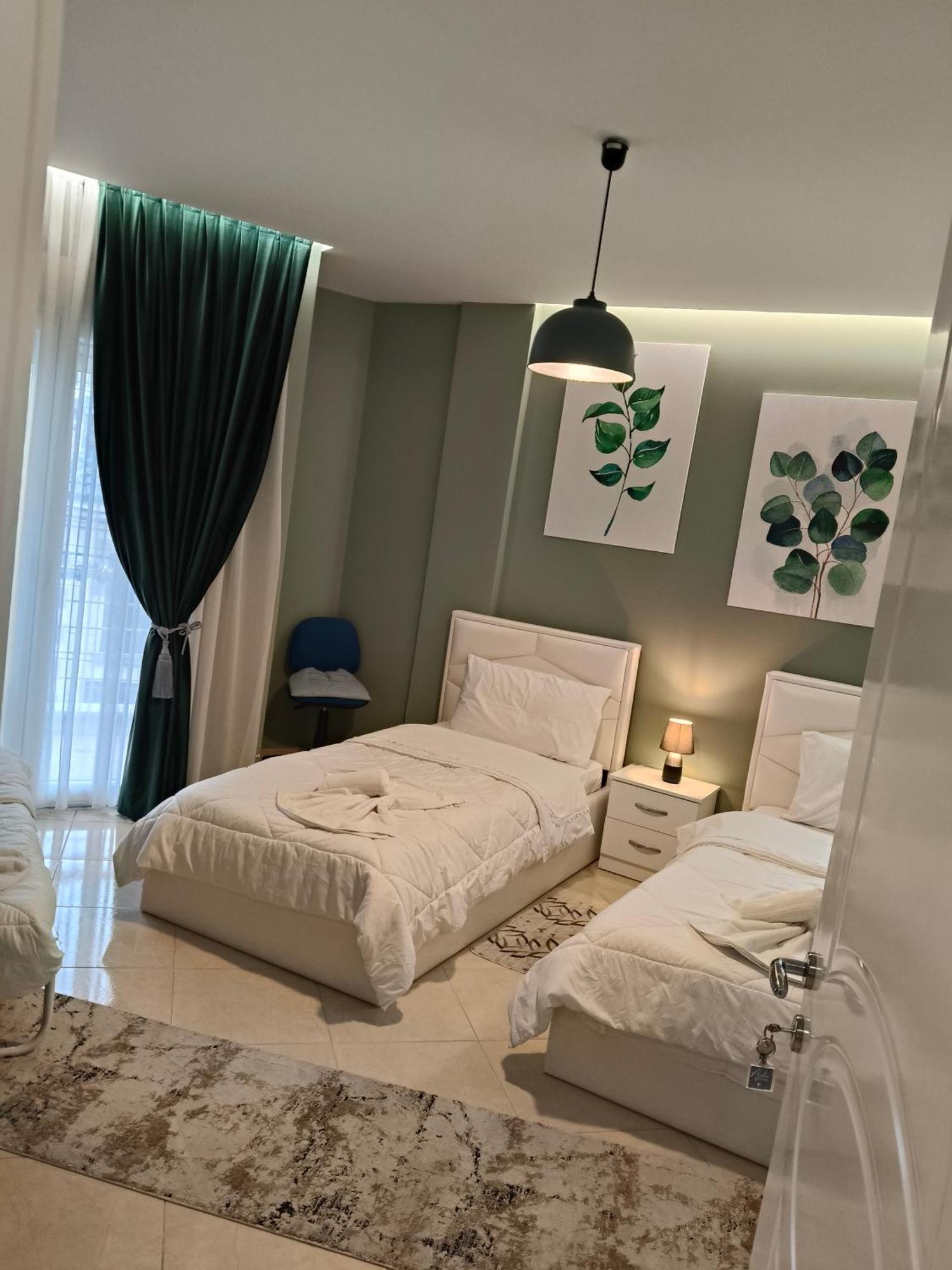Ajilin Hotel Rooms Korce Buitenkant foto